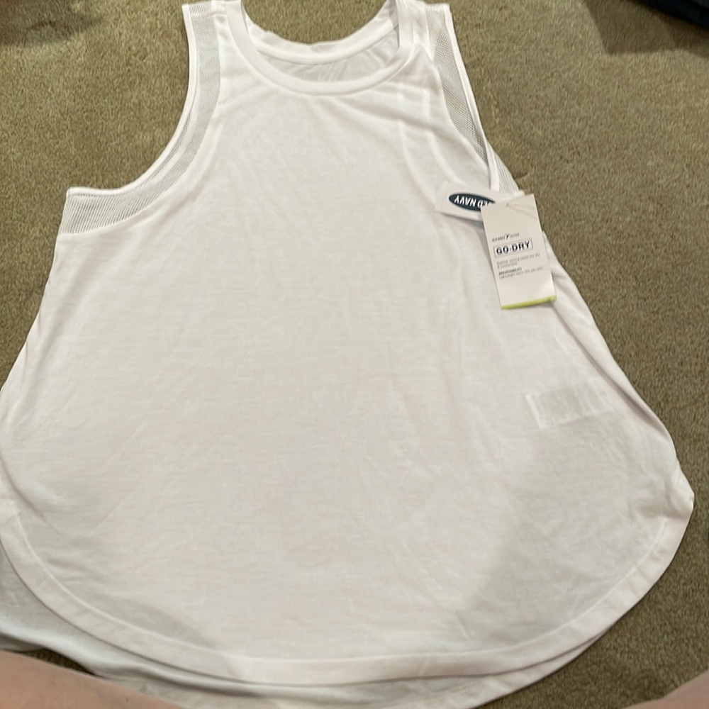 Old Navy Go-Dry Active White tank top-new